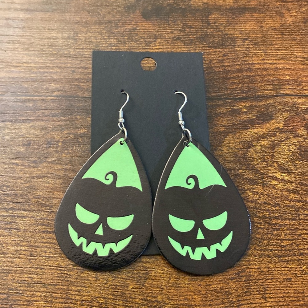 Pumpkin Glow in the dark Dangle Earrings